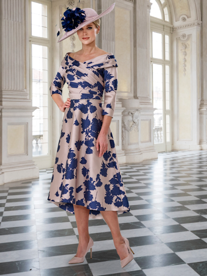 IR7133 Irresistible Dress soft pink and navy aline. Chameleon Mother of the Bride Bournemouth Dorset