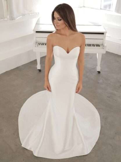 Nanelle Enzoani Blue Wedding Dress.
