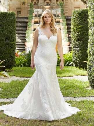 Gracie 3367 Morilee Wedding Dress. Plus Size curvy bride with curves v neck. Chameleon Bride Dorset