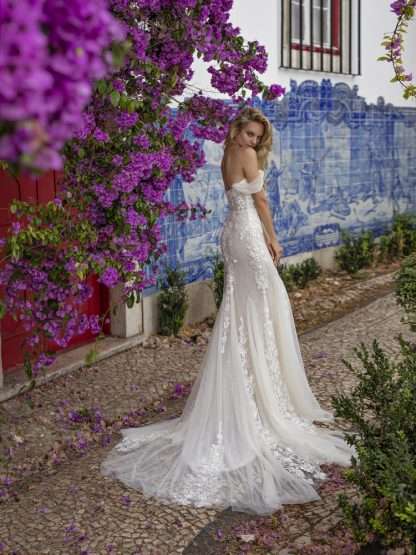 Lira Eva Lendel Wedding Dress Chameleon Bride Dorset