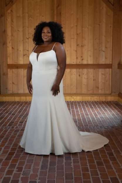 D3615 Essense of Australia Wedding Dress. Fitted plain dress for plus size curvy brides with curves