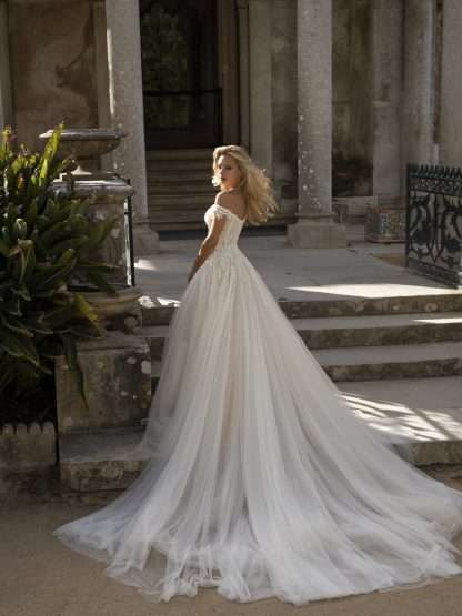 Jolie Eva Lendel Princess ballgown Wedding Dress