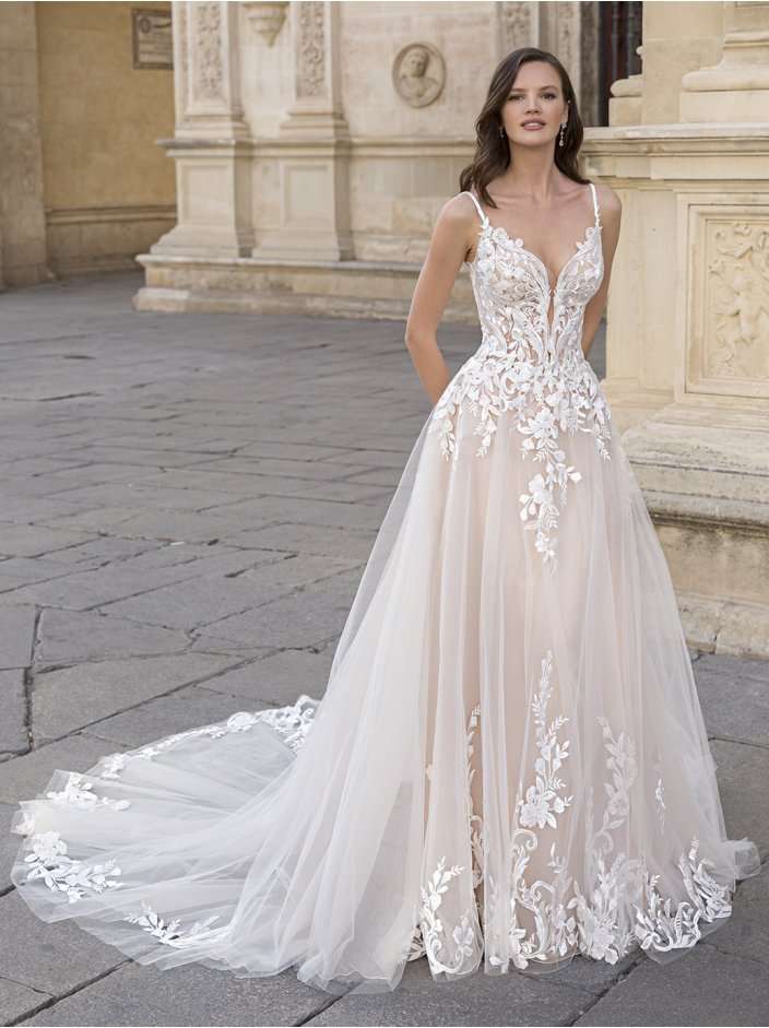 Long Sleeve Lace Wedding Dresses Lace Up Back Beach Wedding Dress – Pgmdress