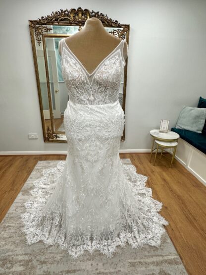 Gatsby vintage lace wedding dress for brides with curves. Plus size bridal gown Chameleon Bride Bournemouth Dorset